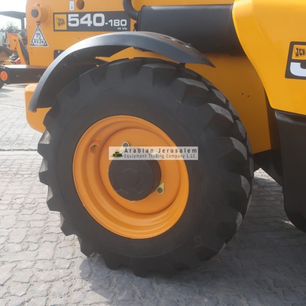 JCB-540-180-24107-16-www.al-quds.com