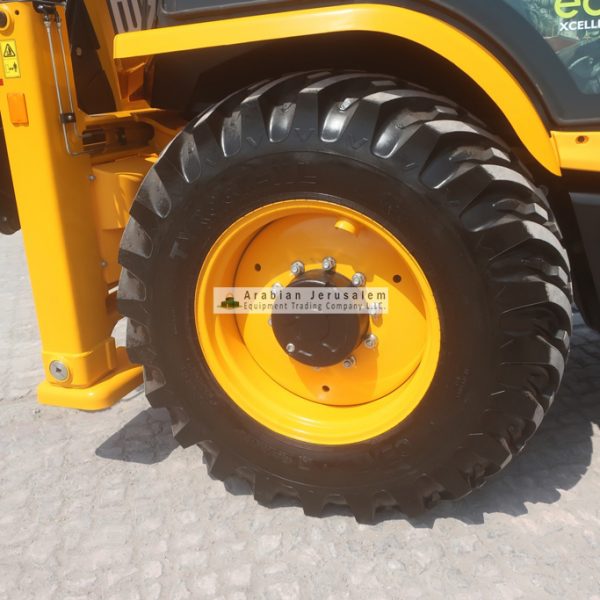 JCB-3DX-24256-19-www.al-quds.com