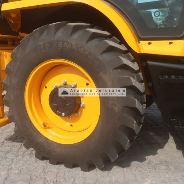 JCB-3DX-24485-18-www.al-quds.com