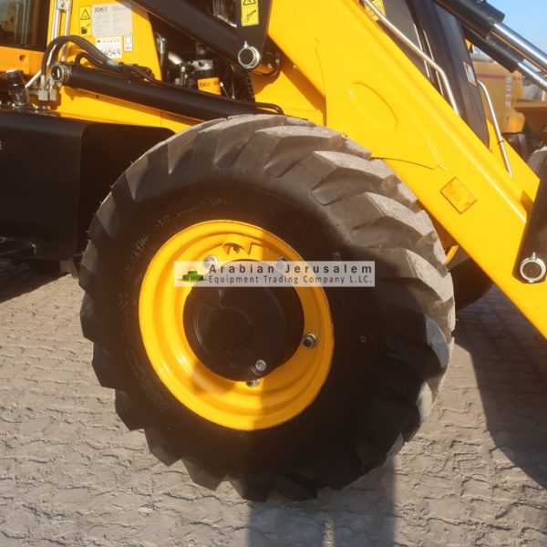 JCB-3DX-24549-17-www.al-quds.com